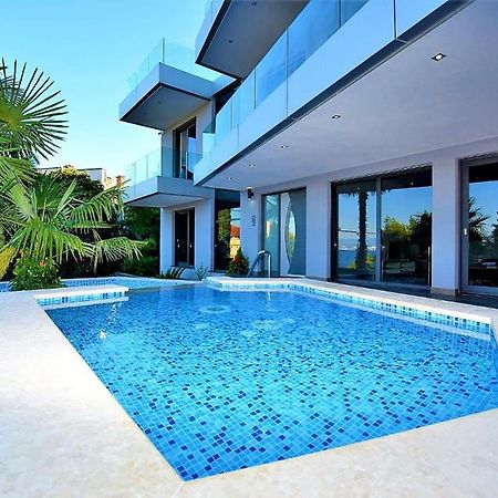 Apartments Marjanovic Opatija Exteriör bild