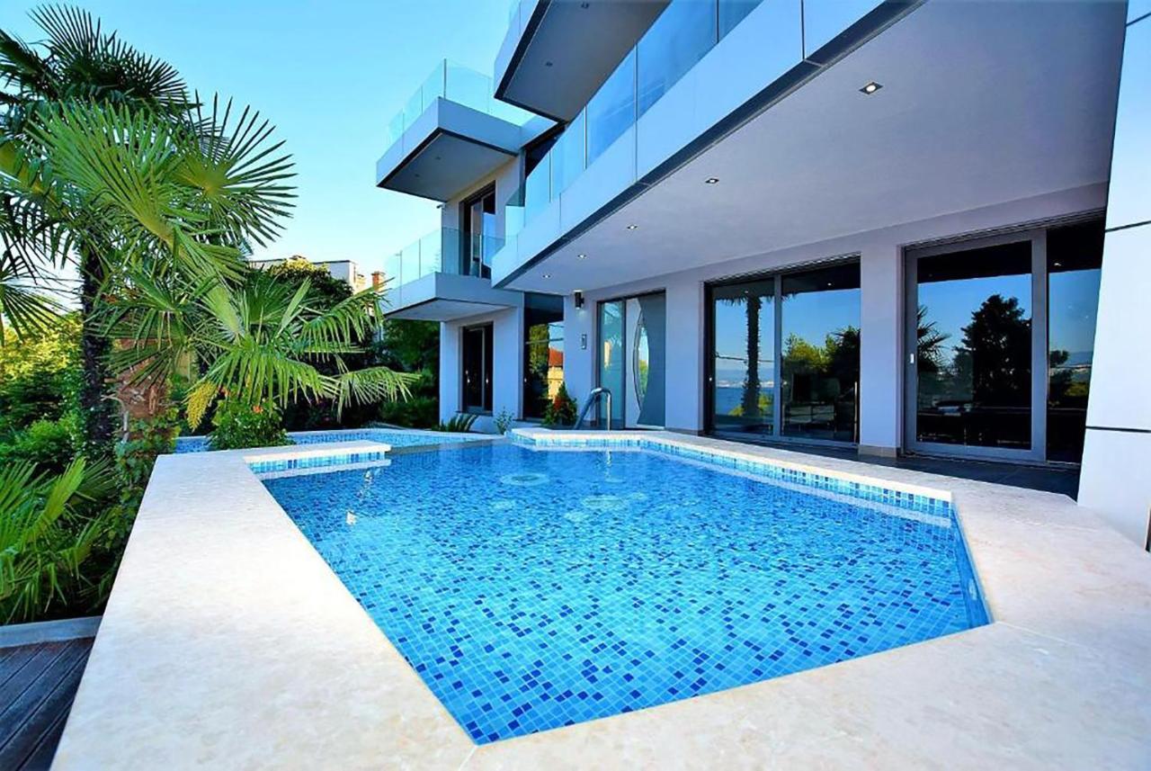 Apartments Marjanovic Opatija Exteriör bild