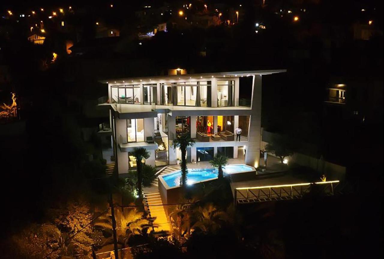 Apartments Marjanovic Opatija Exteriör bild