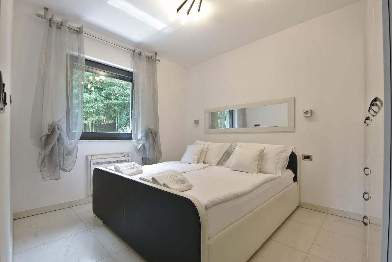 Apartments Marjanovic Opatija Exteriör bild