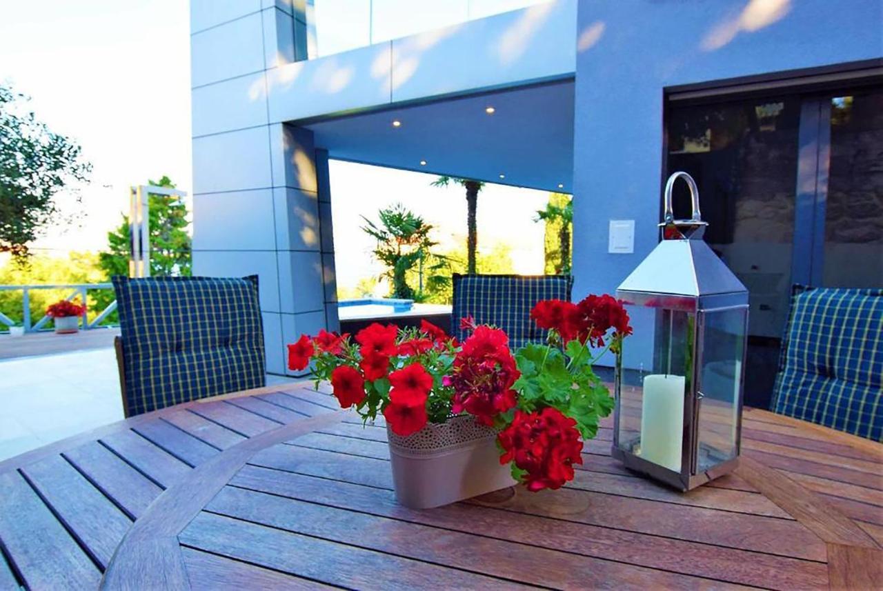 Apartments Marjanovic Opatija Exteriör bild
